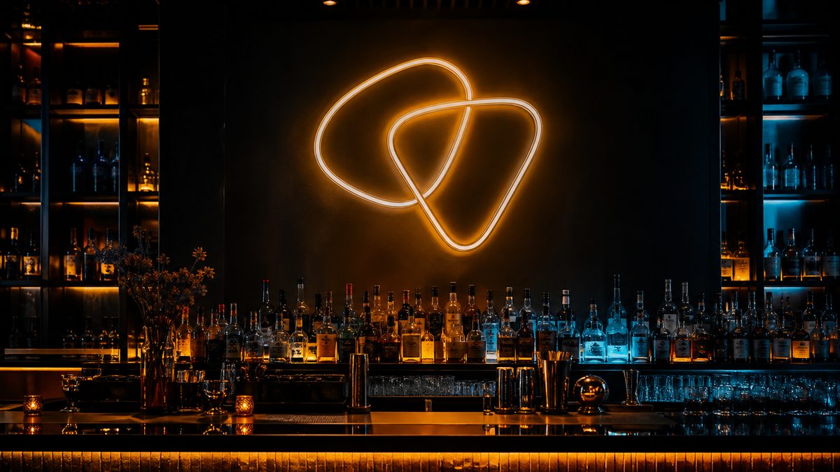 Neón LED flexible iluminado detrás de la barra de un bar